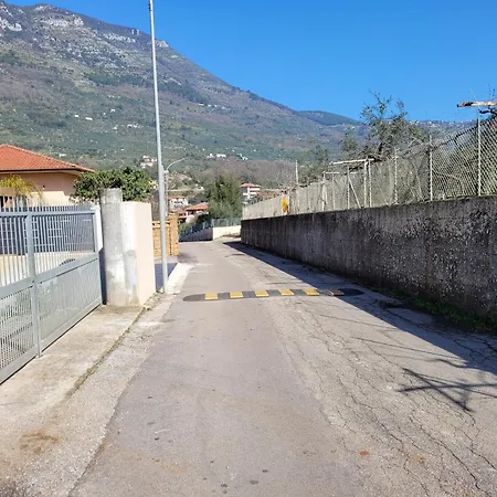 Aparthotel Turistico Magnifico Alessandro Valle Bernardo 04025 Lt Cir 19063 Nei Pressi Di 04022 Fondi Lt *